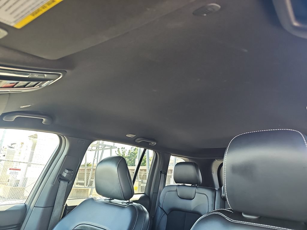 Used 2025 Jeep Grand Cherokee Altitude AWD/4WD image 28