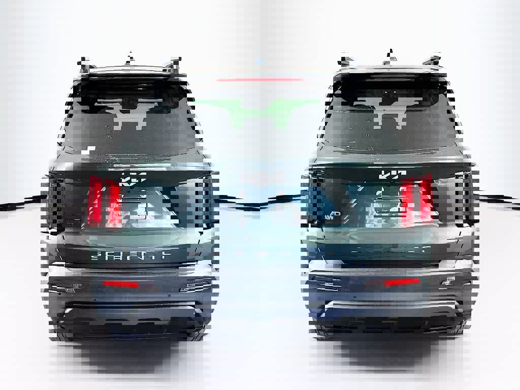 Used 2022 Kia Sorento S w/ Panoramic Sunroof Package image 4