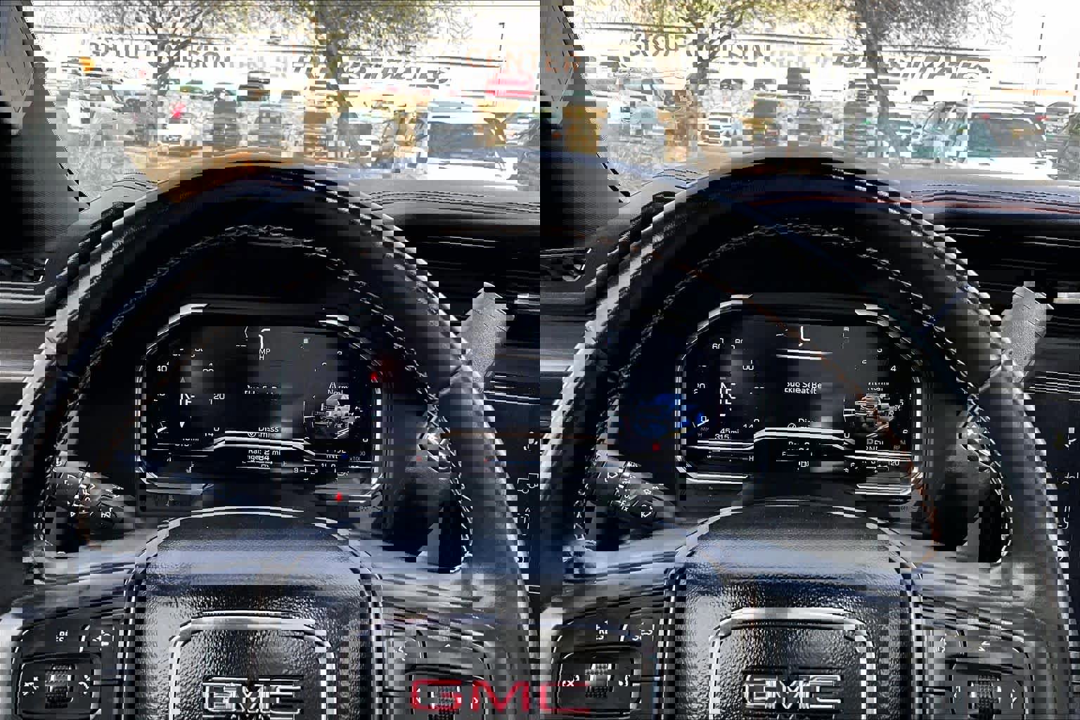 Used 2025 GMC Sierra 2500 AT4 w/ AT4 Premium Plus Package image 26