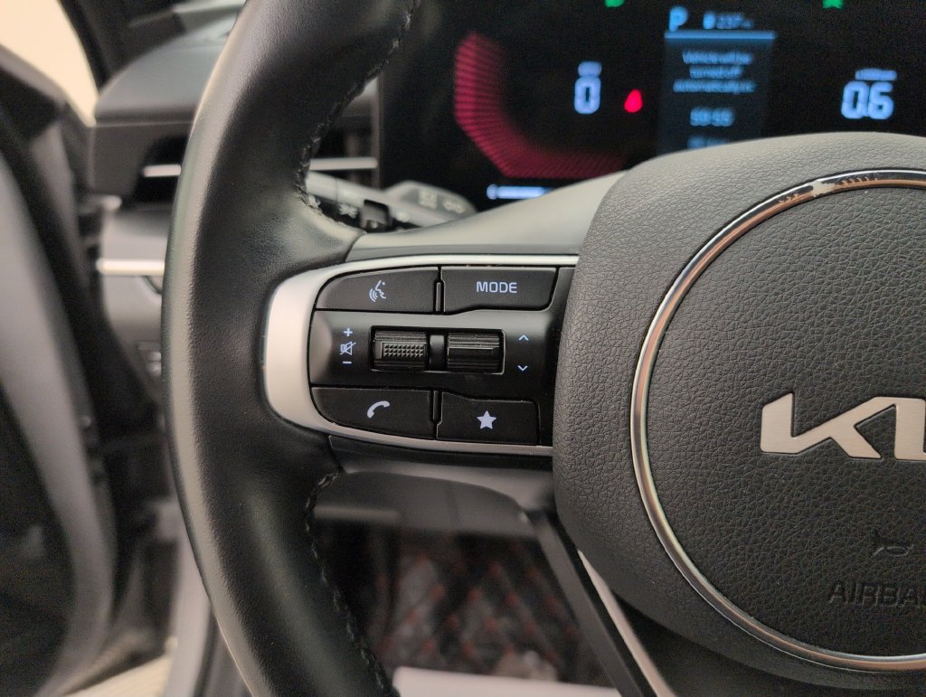 Used 2025 Kia K5 GT-Line w/ GT-Line Premium Package FWD image 35