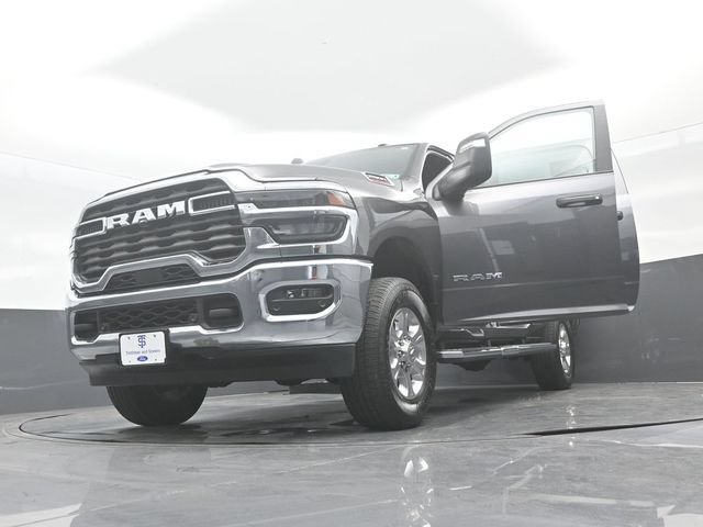 Used 2025 RAM 2500 Big Horn AWD/4WD image 28