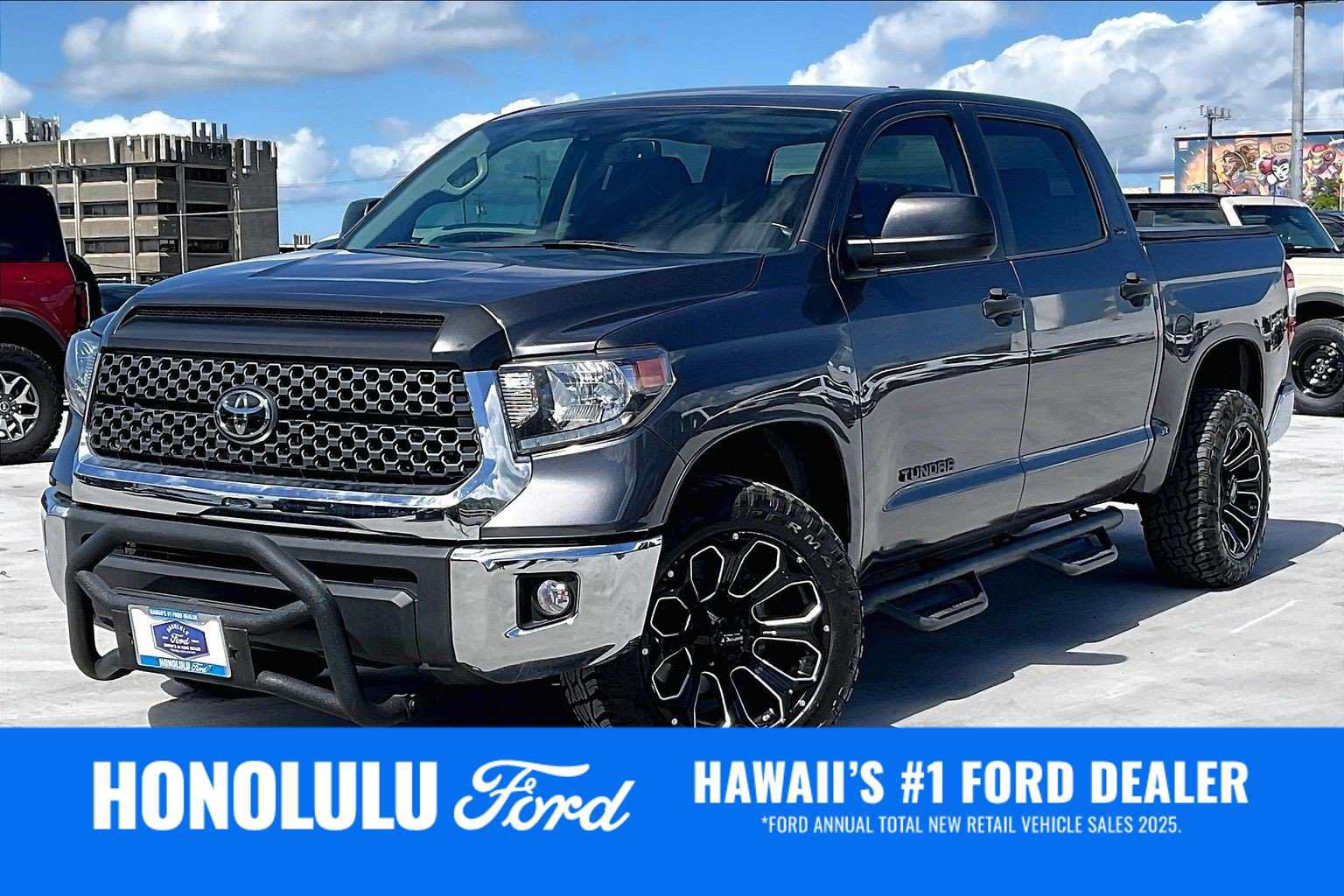 Used 2020 Toyota Tundra SR5 w/ SR5 Upgrade Package RWD image 1