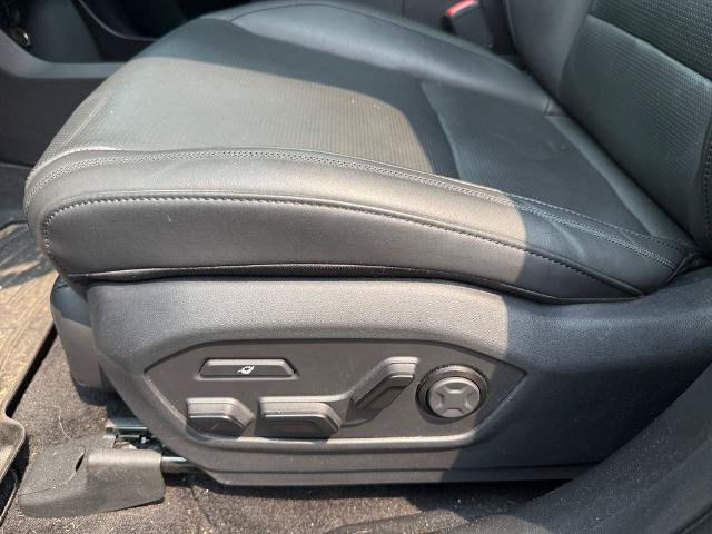 Used 2025 Hyundai Santa Fe Calligraphy AWD/4WD image 13