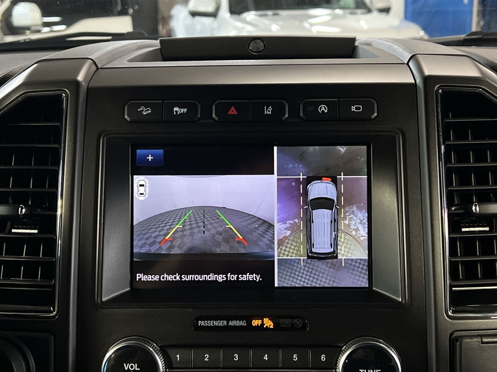 Certified 2021 Ford Expedition Limited AWD/4WD image 19