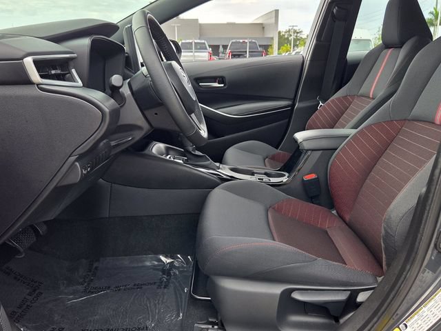 Used 2025 Toyota Corolla SE FWD image 12