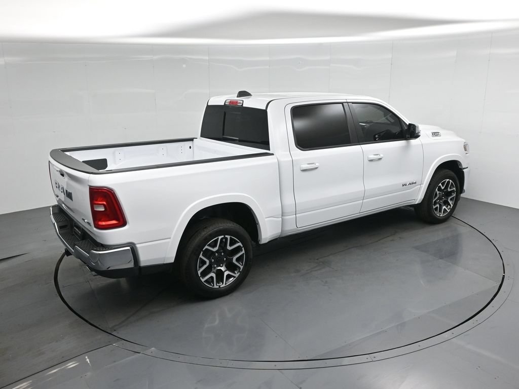 Used 2025 RAM 1500 Laramie AWD/4WD image 39