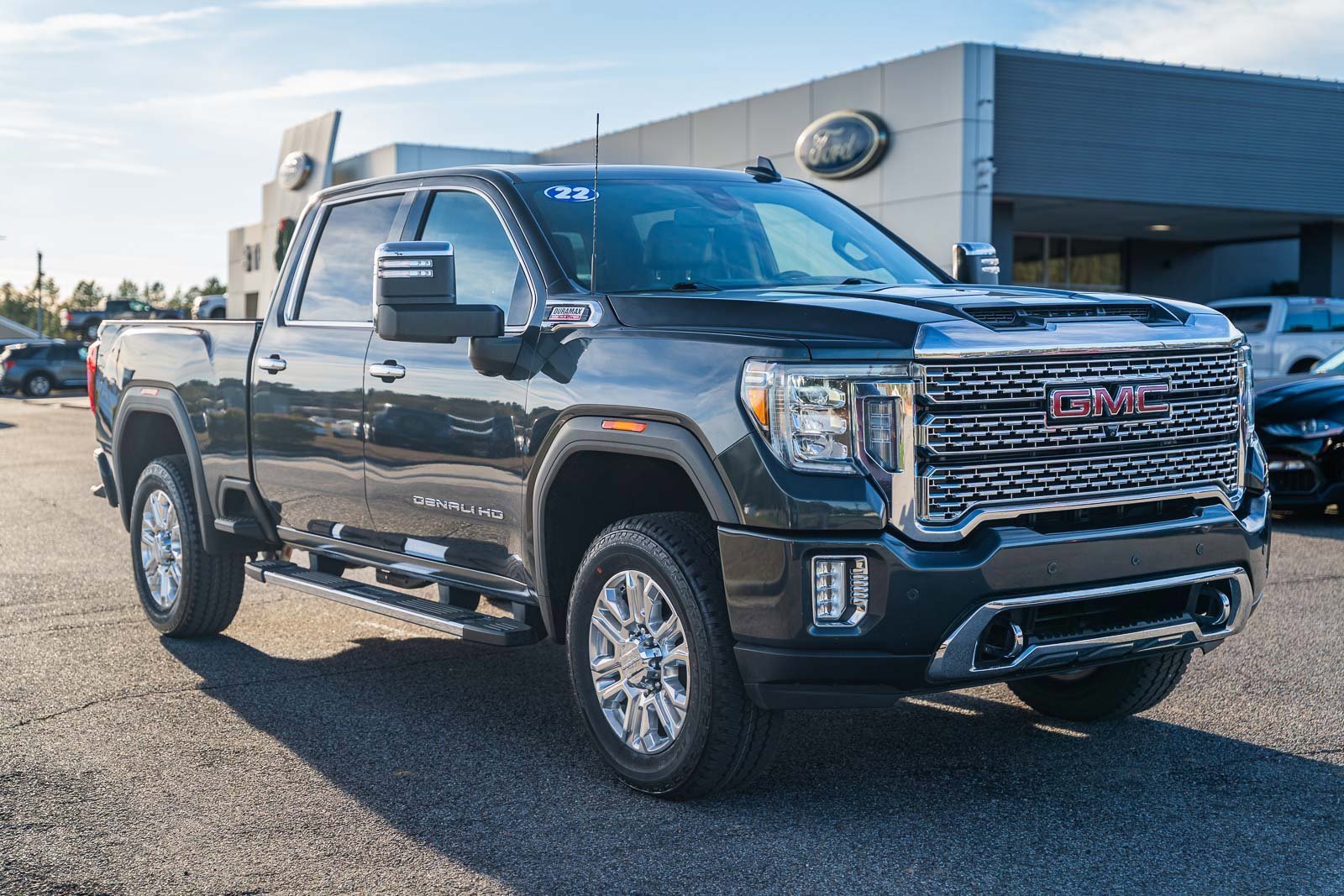 Used 2022 GMC Sierra 2500 Denali image 7