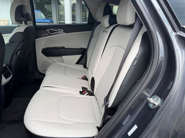 Used 2024 Kia Sportage EX AWD/4WD image 17