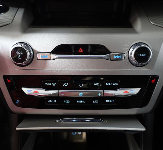 Certified 2023 Ford Explorer XLT w/ Equipment Group 202A image 17