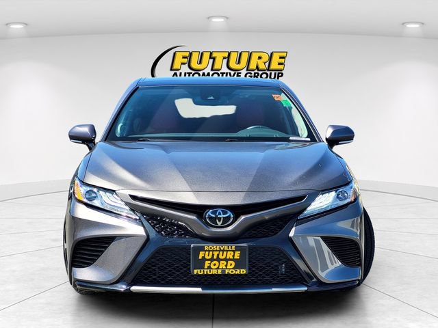 Used 2020 Toyota Camry XSE FWD image 2