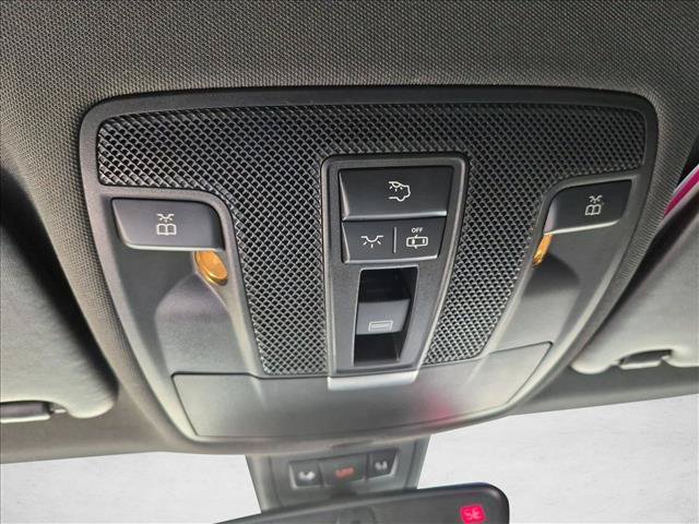 Used 2018 Mercedes-Benz CLA 250 image 13