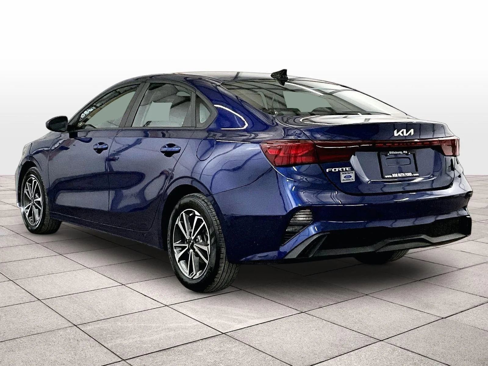 Used 2023 Kia Forte LXS FWD image 10