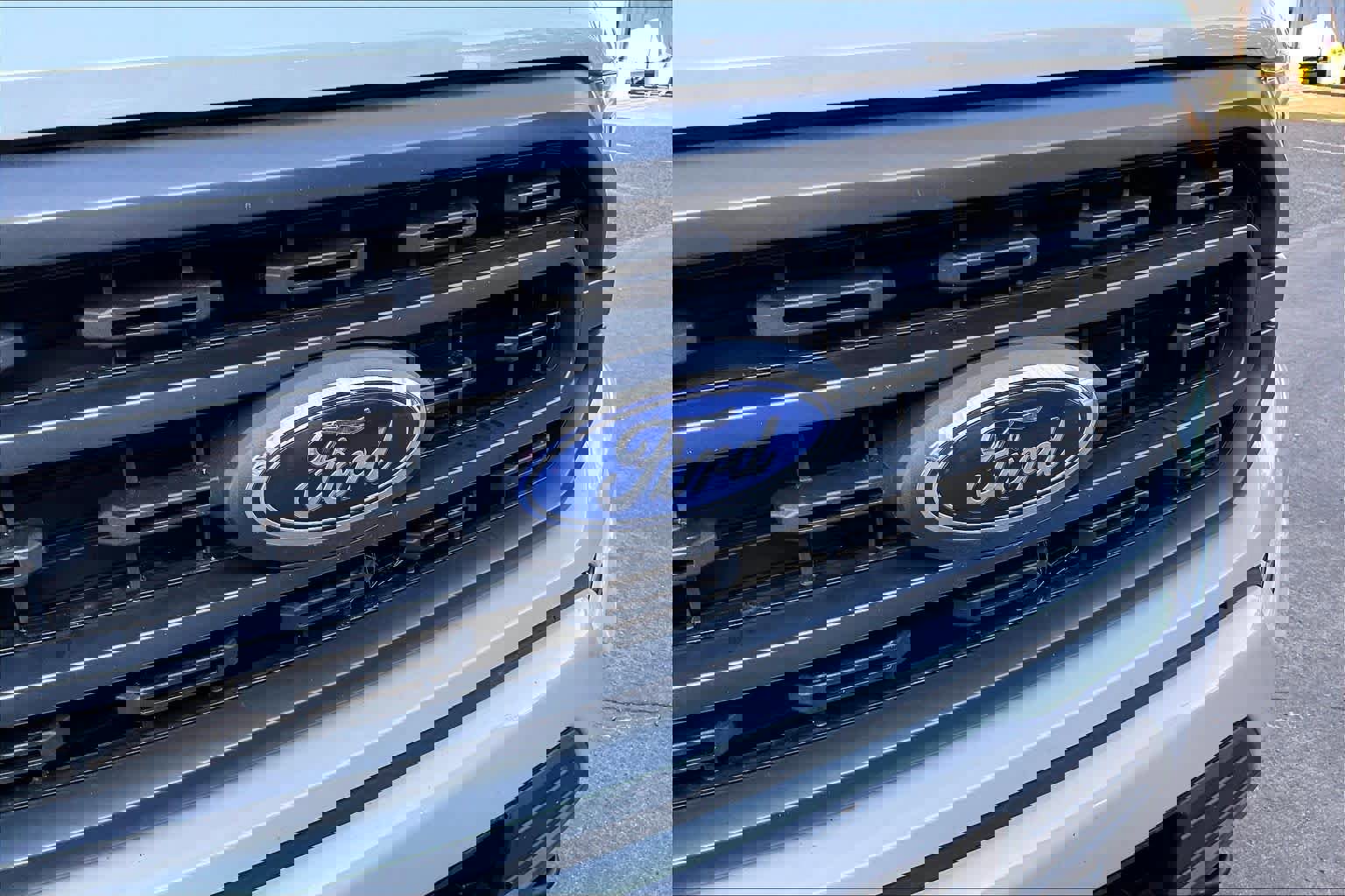 Certified 2023 Ford F150 XLT w/ Equipment Group 302A High image 31