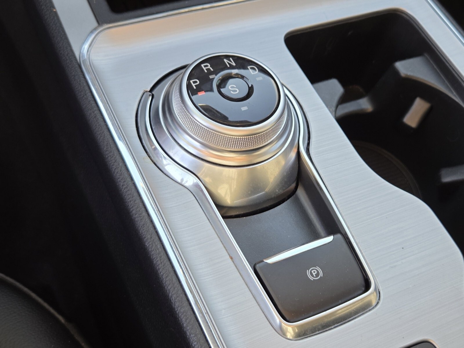 Certified 2022 Ford Edge SEL w/ Convenience Package image 24