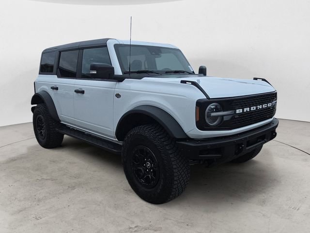 Certified 2024 Ford Bronco Wildtrak AWD/4WD image 7