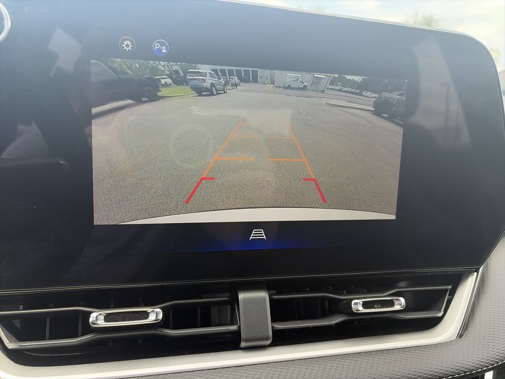 Used 2025 Chevrolet Equinox LT FWD image 23