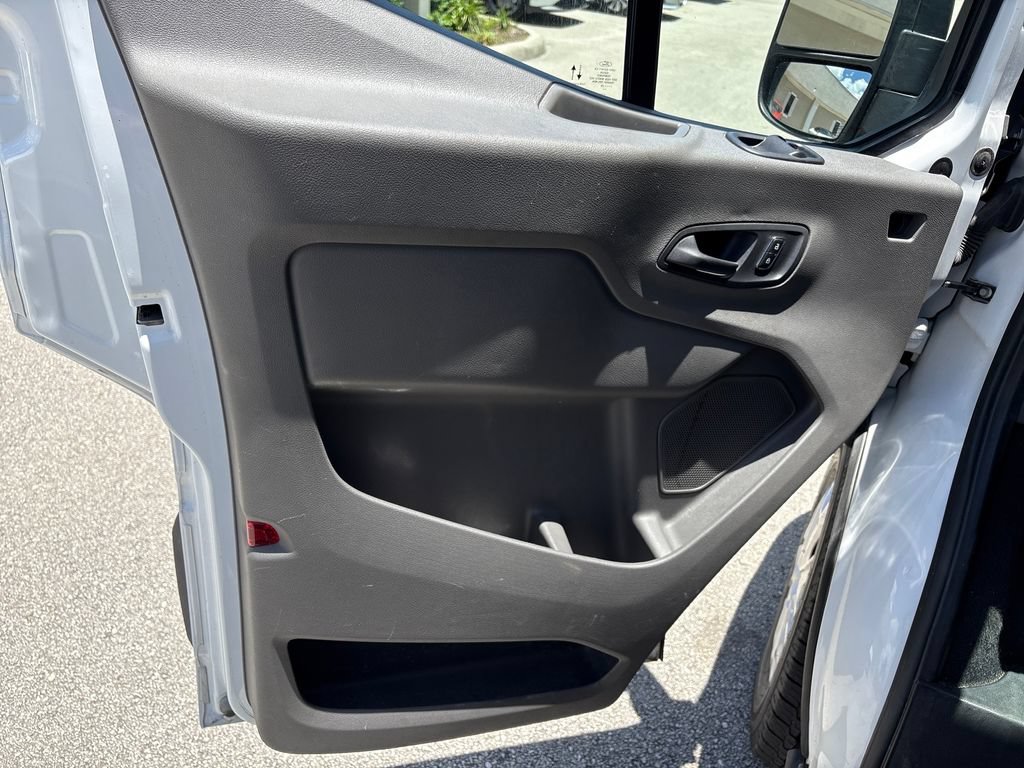 Certified 2024 Ford Transit 350 XLT RWD image 22