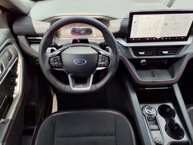 Certified 2025 Ford Explorer ST AWD/4WD image 6