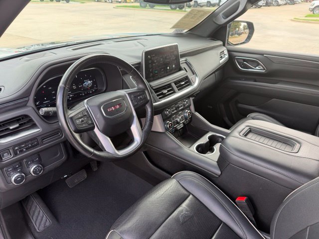 Used 2022 GMC Yukon XL SLT w/ SLT Luxury Package AWD/4WD image 14