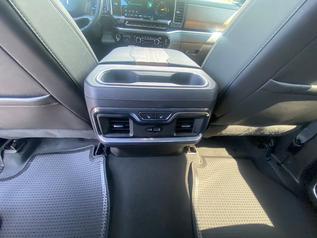 Used 2023 Chevrolet Silverado 1500 High Country w/ Technology Package AWD/4WD image 25