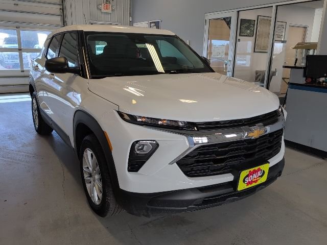 Certified 2025 Chevrolet TrailBlazer LS w/ LS Convenience Package AWD/4WD image 7