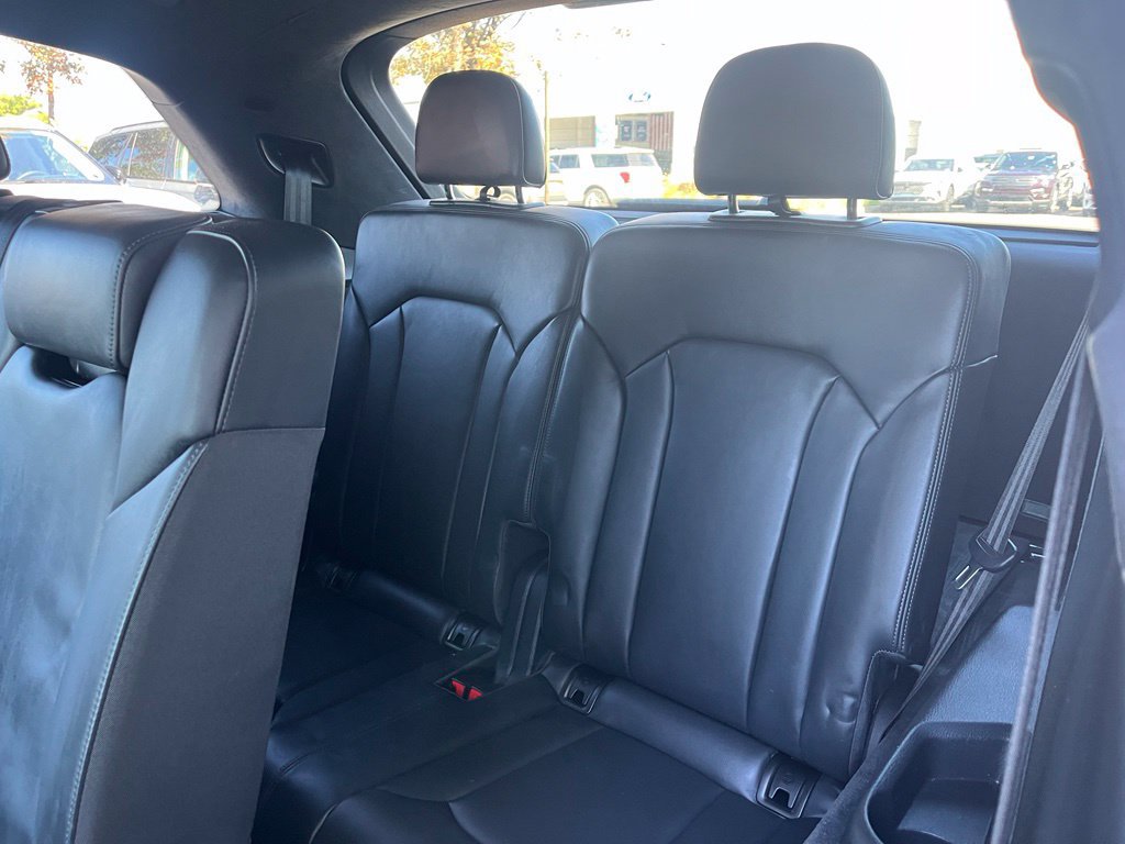 Used 2023 Audi Q7 3.0T Prestige AWD/4WD image 19