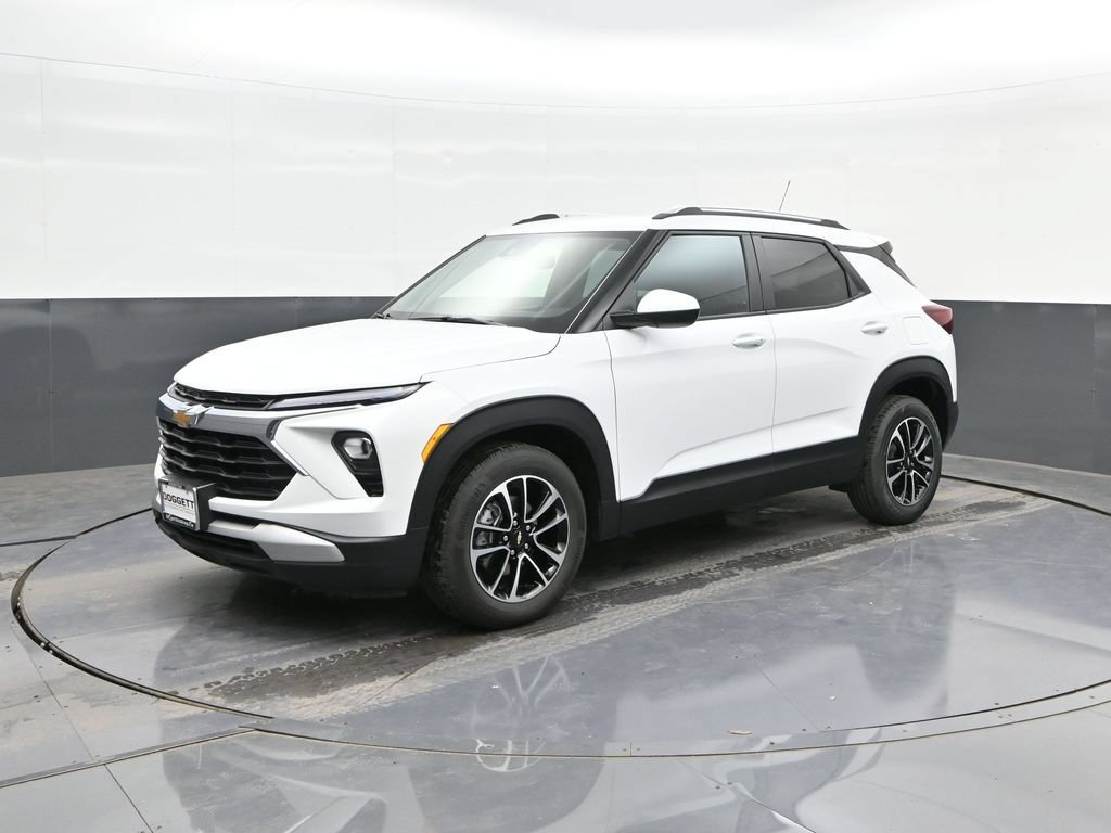 Used 2025 Chevrolet TrailBlazer LT FWD image 30