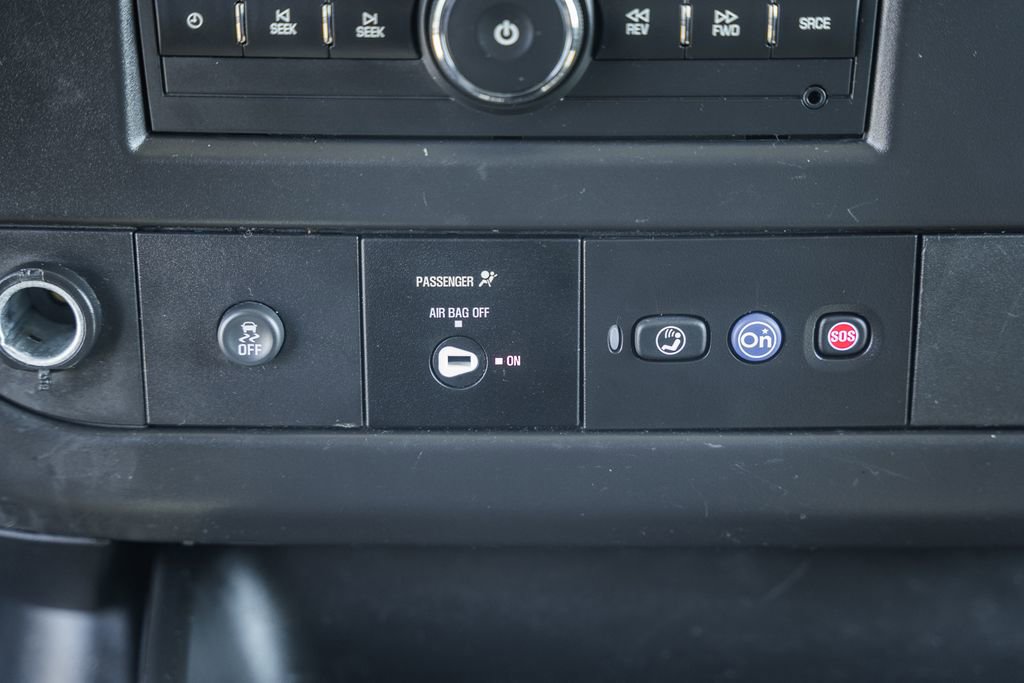 Used 2024 GMC Savana 2500 w/ Driver Convenience Package RWD image 30