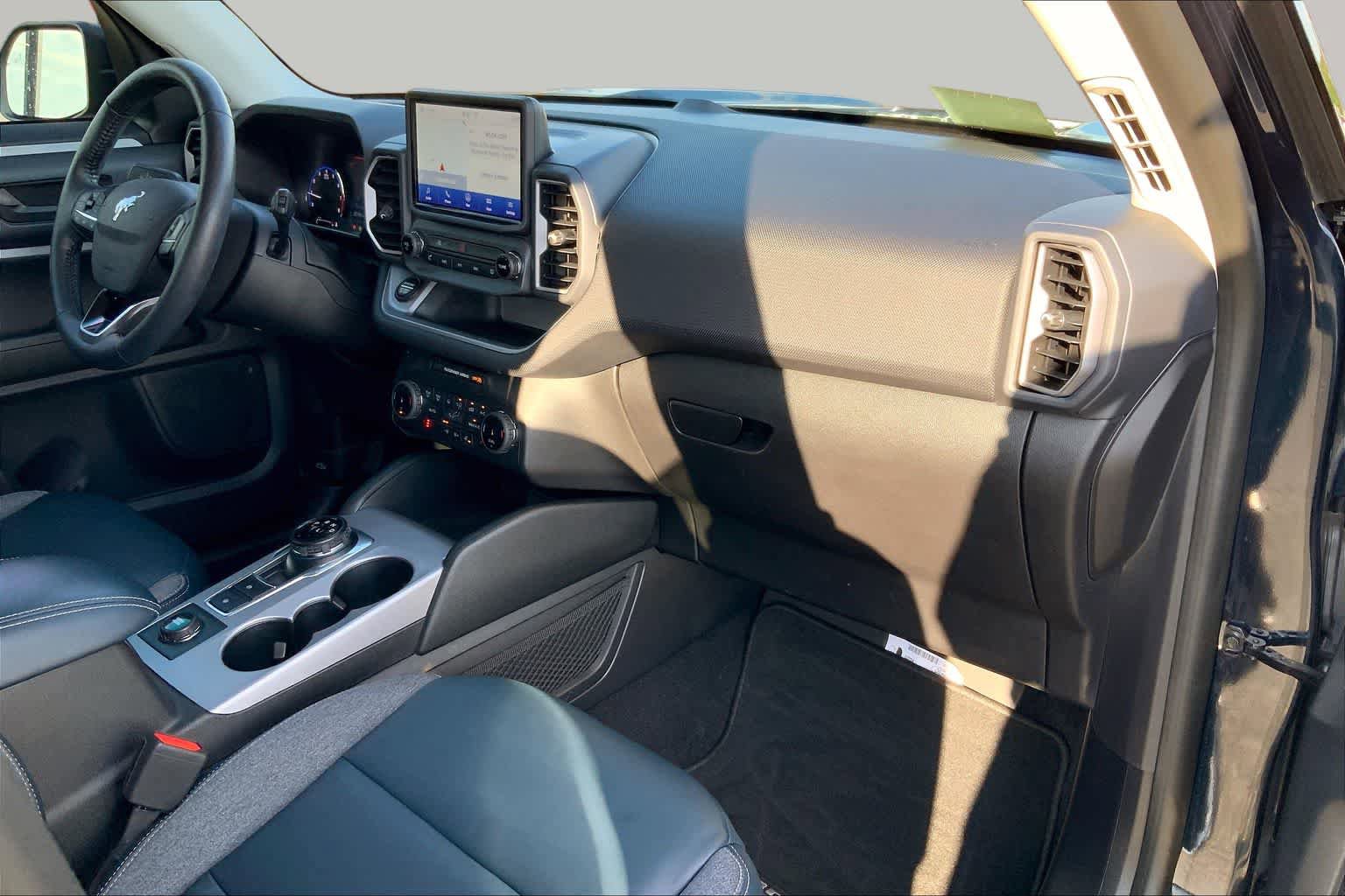 Certified 2022 Ford Bronco Sport Outer Banks AWD/4WD image 19