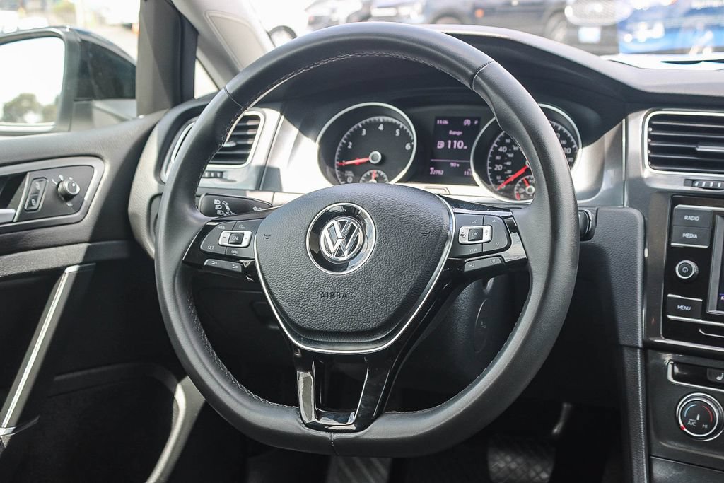 Used 2020 Volkswagen Golf 4-Door FWD image 15