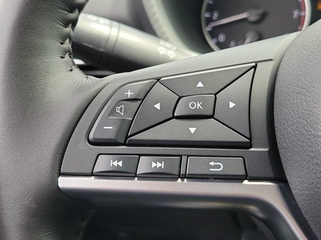 Used 2020 Nissan Sentra SV FWD image 7