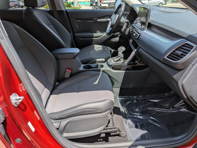 Used 2023 Kia Seltos S w/ Navigation Package FWD image 37