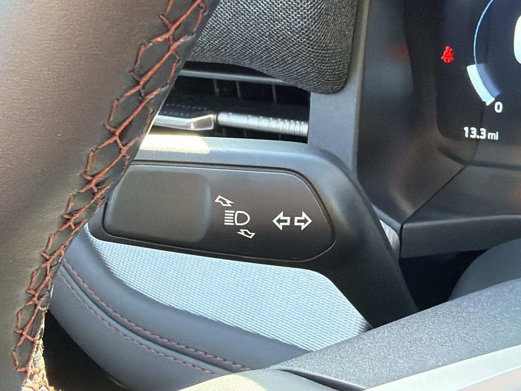 Certified 2025 Ford Explorer Active image 28