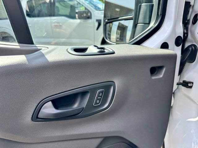Certified 2025 Ford Transit 250 Low Roof w/ Exterior Upgrade Package RWD image 33
