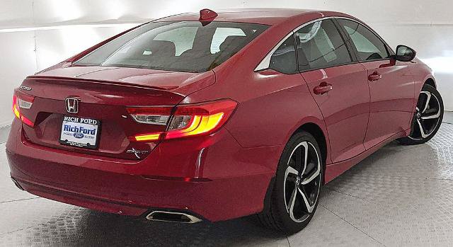 Used 2019 Honda Accord Sport image 3