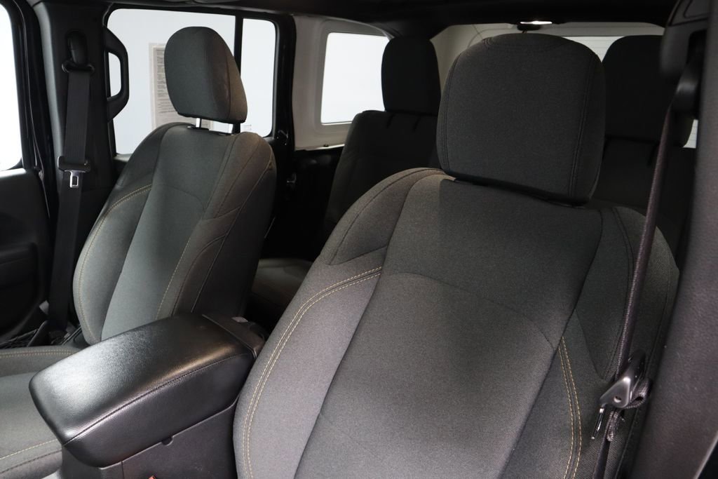 Used 2024 Jeep Wrangler Sport S image 26