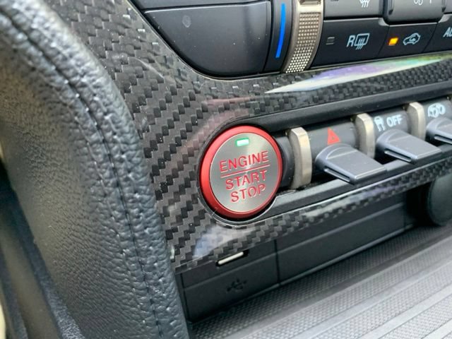 Certified 2021 Ford Mustang Shelby GT500 w/ Technology Package RWD image 19