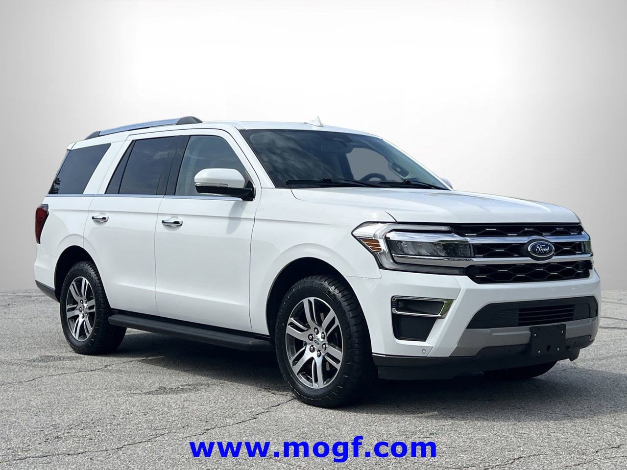 Certified 2024 Ford Expedition Limited AWD/4WD image 4
