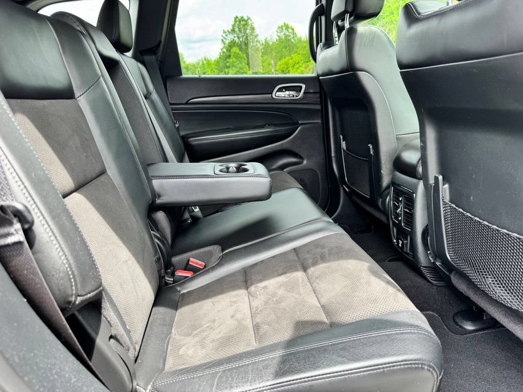 Used 2020 Jeep Grand Cherokee Altitude AWD/4WD image 20