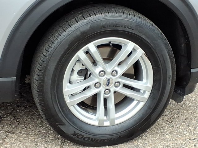 Certified 2024 Ford Explorer XLT w/ Equipment Group 202A AWD/4WD image 24