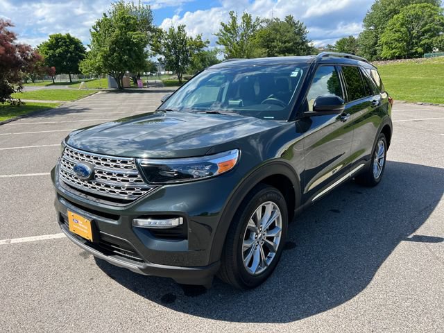 Certified 2023 Ford Explorer Limited w/ Limited Technology Package AWD/4WD image 5
