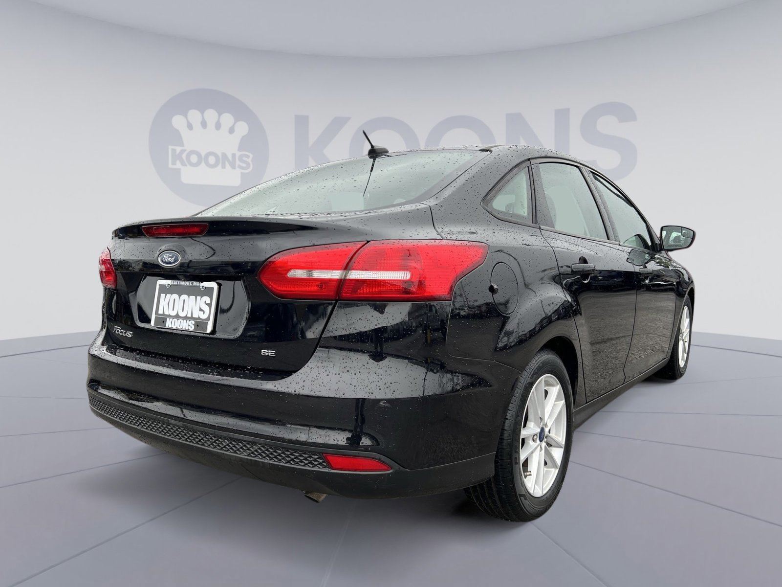 Certified 2018 Ford Focus SE image 4