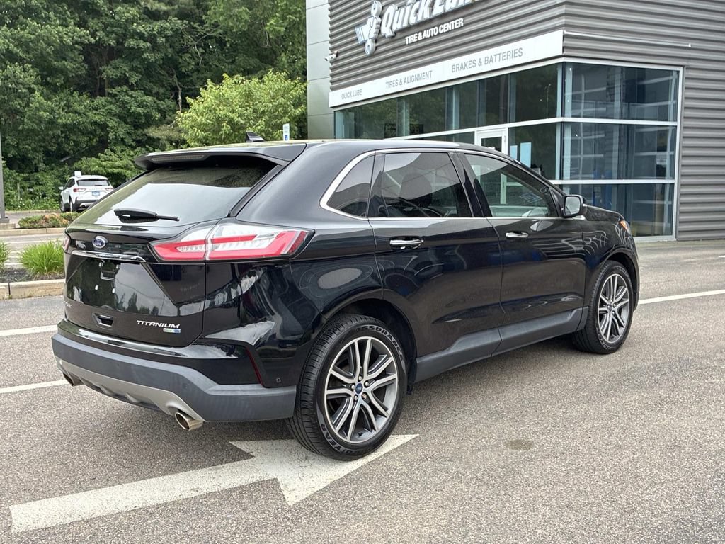 Certified 2019 Ford Edge Titanium w/ Equipment Group 301A AWD/4WD image 7