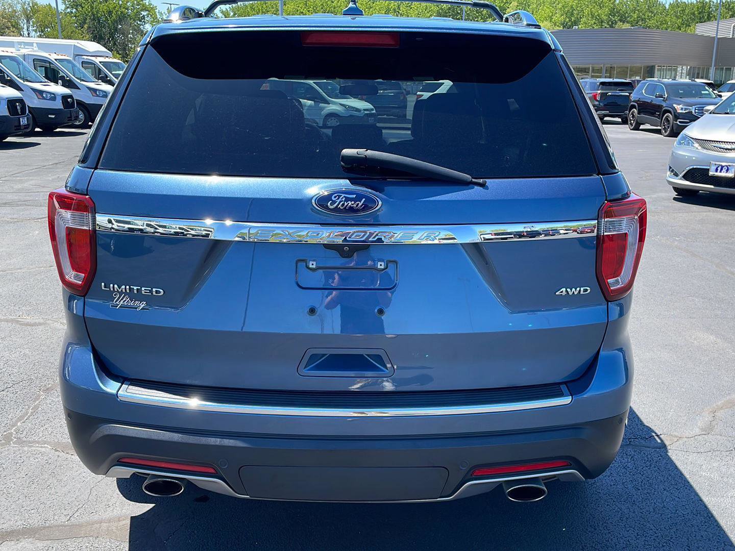 Certified 2018 Ford Explorer Limited w/ Equipment Group 301A AWD/4WD image 4