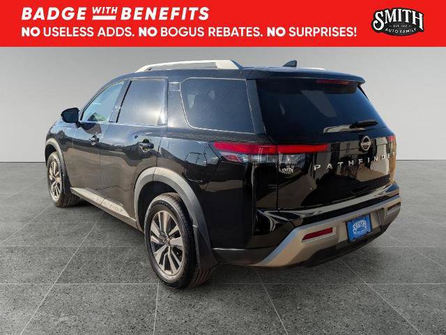 Used 2023 Nissan Pathfinder SL image 3