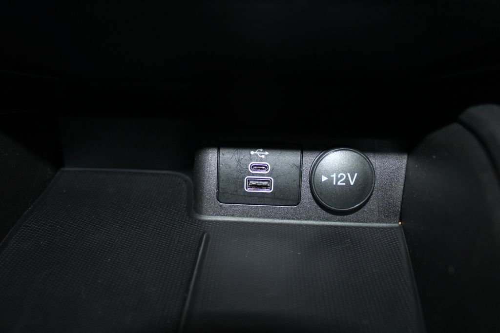 Certified 2024 Ford Escape Active AWD/4WD image 30