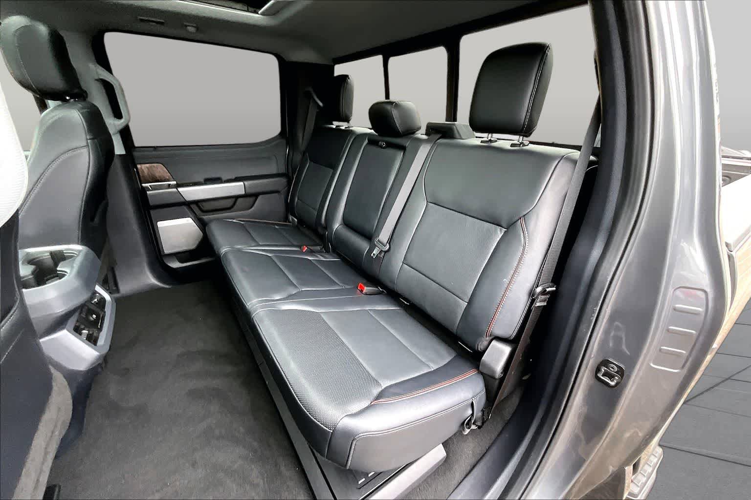 Certified 2024 Ford F250 Lariat w/ Lariat Ultimate Package AWD/4WD image 21