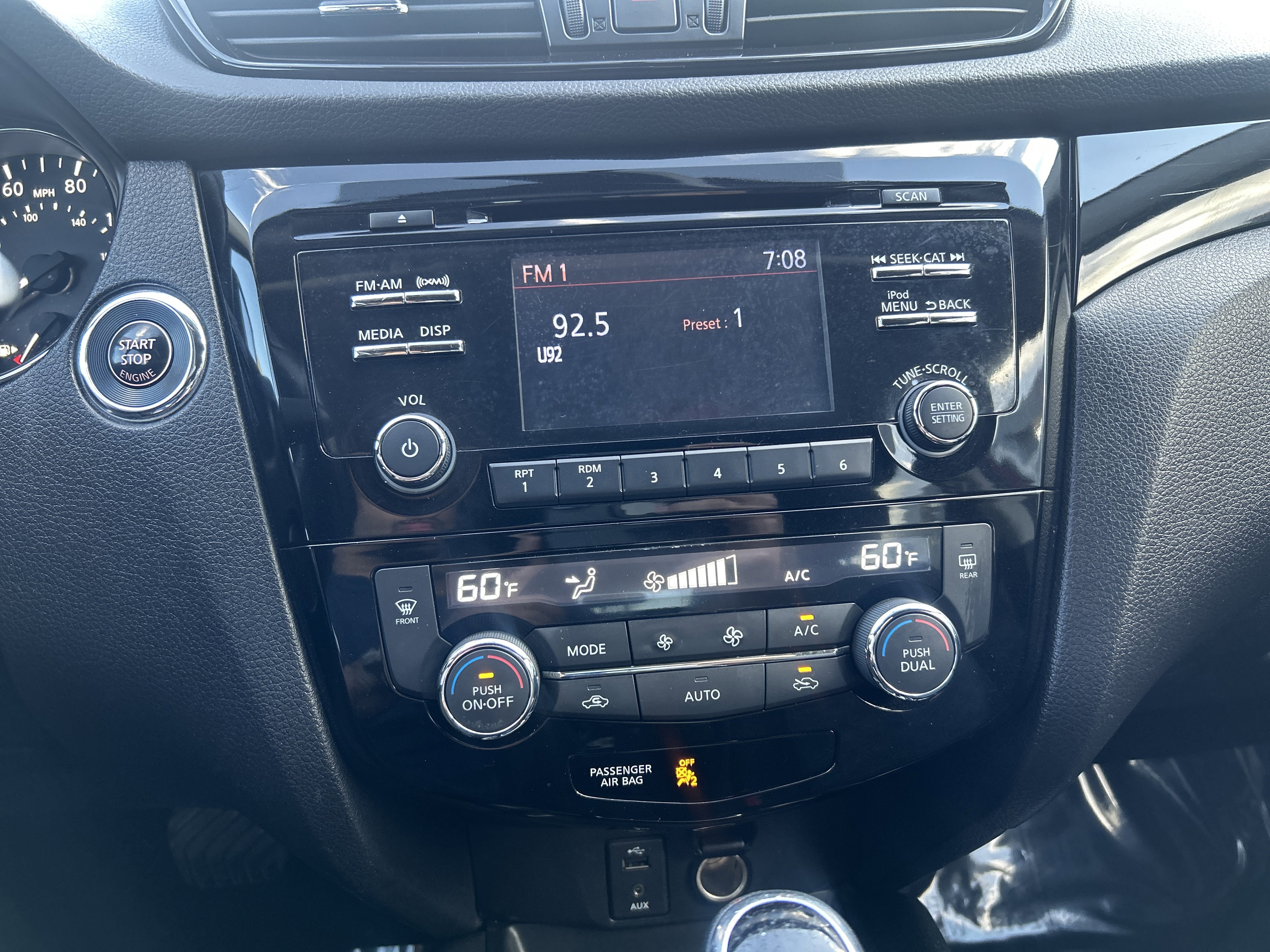 Used 2018 Nissan Rogue Sport SV w/ SV All-Weather Package image 22