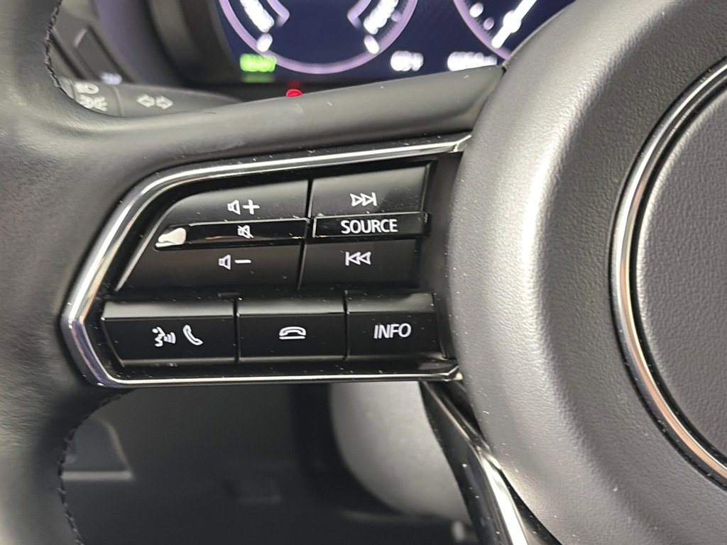 Used 2025 MAZDA CX-90 Plug-In Hybrid w/ Premium Plus image 17