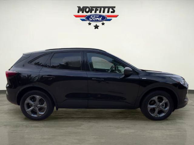 Certified 2025 Ford Escape ST-Line AWD/4WD image 6